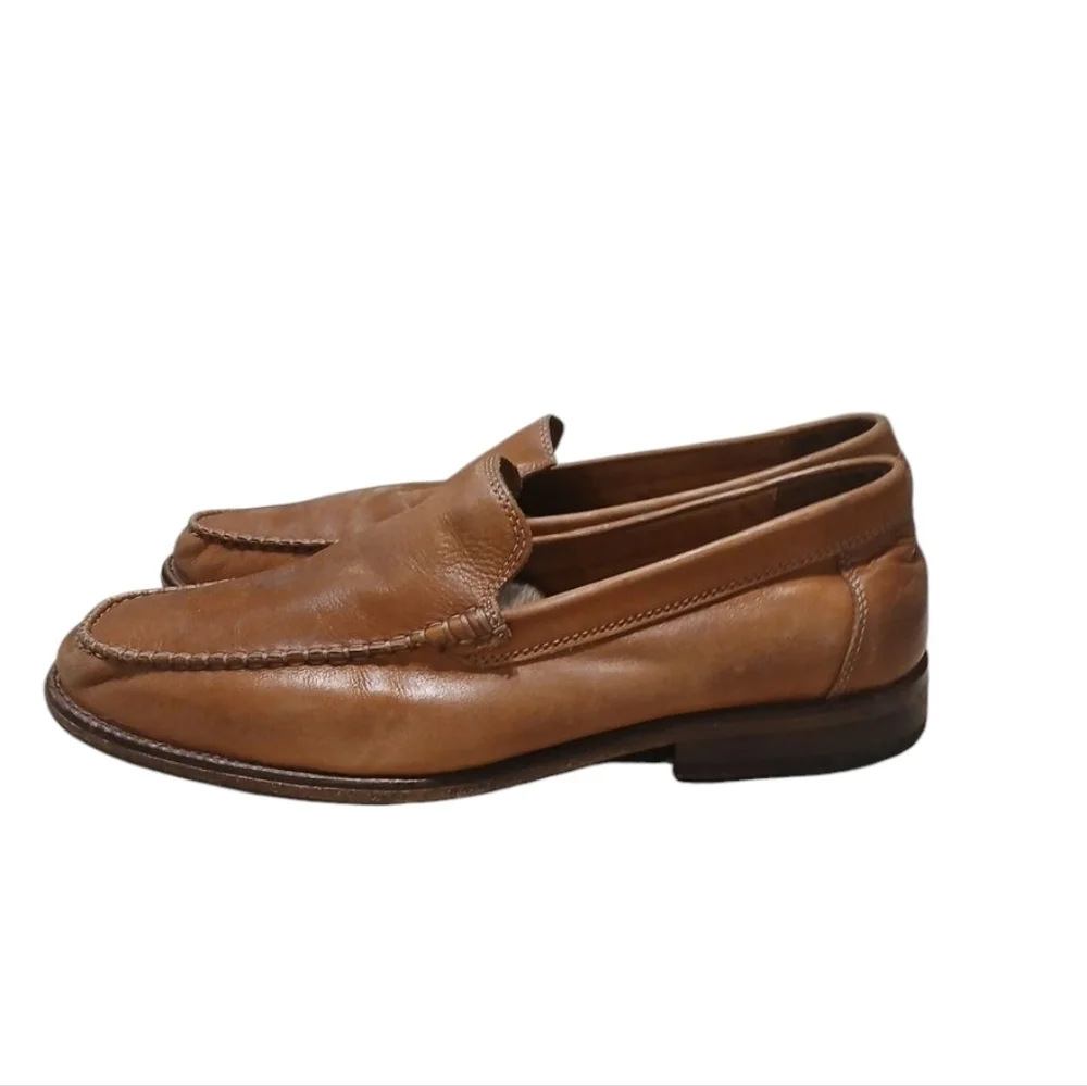 J & M Men's Tan Leather Slip-On Loafers size 9.5